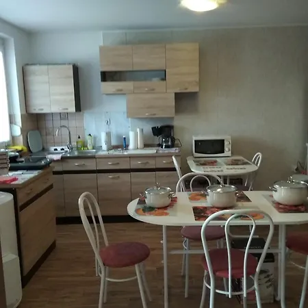 Tulipan Apartmanhaz Konukevi 4*