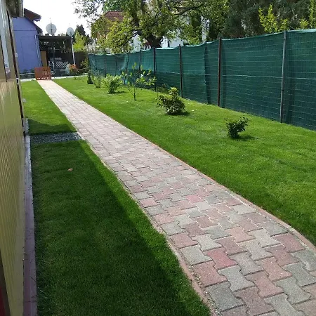 Tulipan Apartmanhaz Konukevi Bük