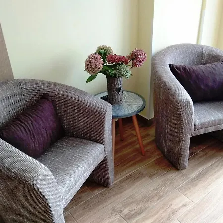 Pensionat Tulipan Apartmanhaz Bük
