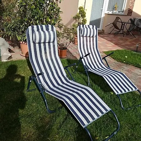 Tulipan Apartmanhaz Pensionat *