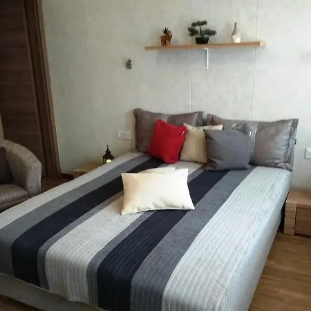 بيت ضيافة Tulipan Apartmanhaz